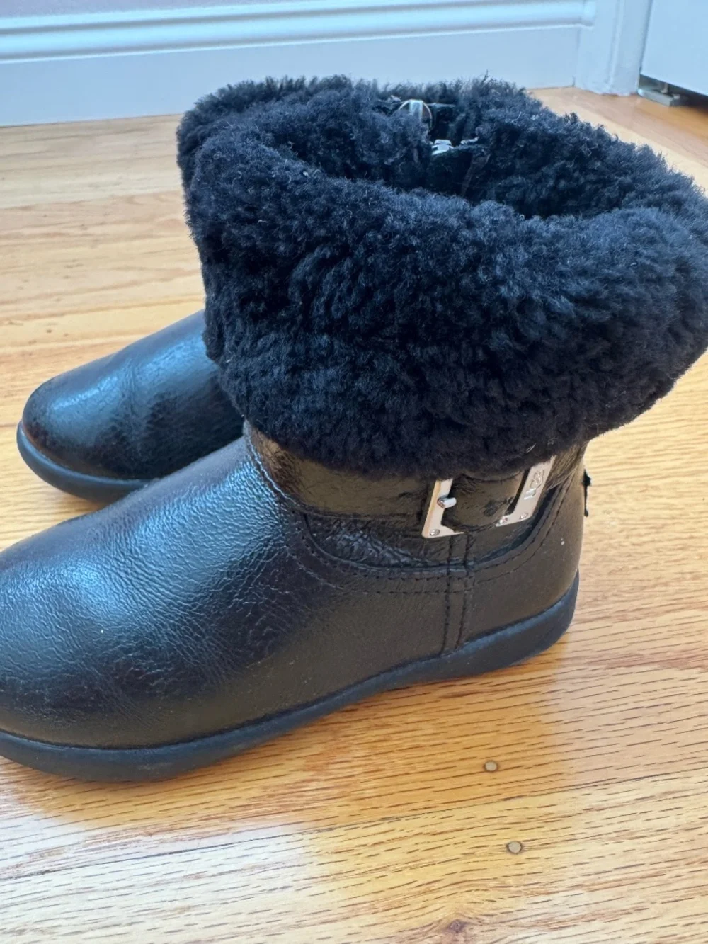 Black Ugg Boots